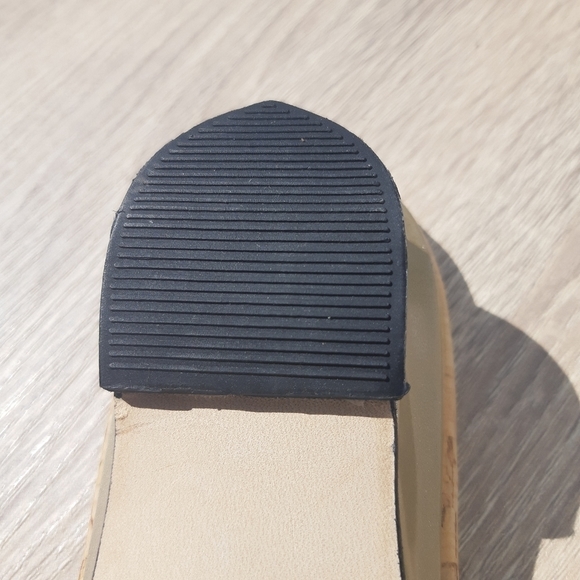 vaneli cork shoes